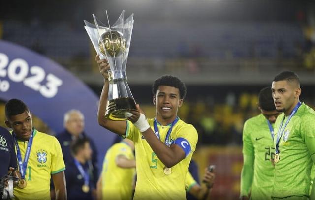 1676358026369004570.jpg 1676358026369004570.jpg